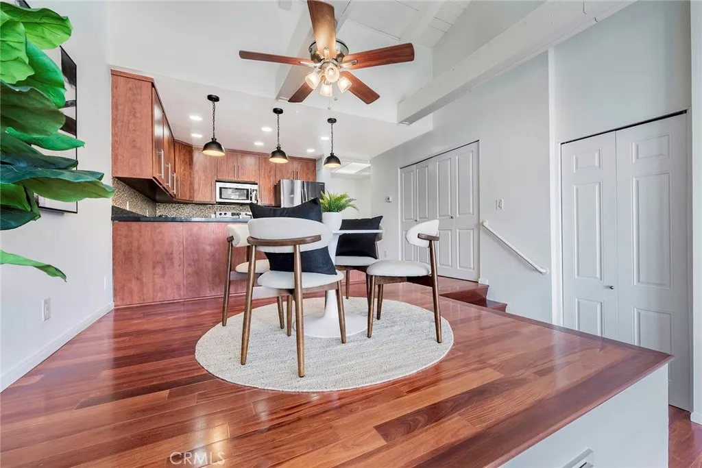 9331 Marina Pacifica Dr N, Long Beach, California 90803 home-pic-7